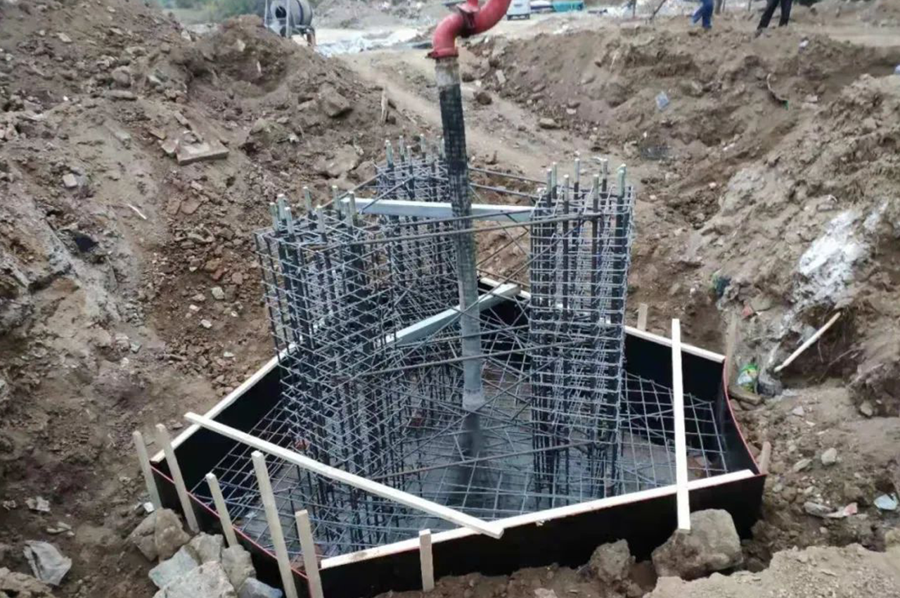 武汉楼盘定制三面发光特色售楼处精神堡垒-武汉中涵标识 武汉楼盘定制三面发光特色售楼处精神堡垒-武汉中涵标识