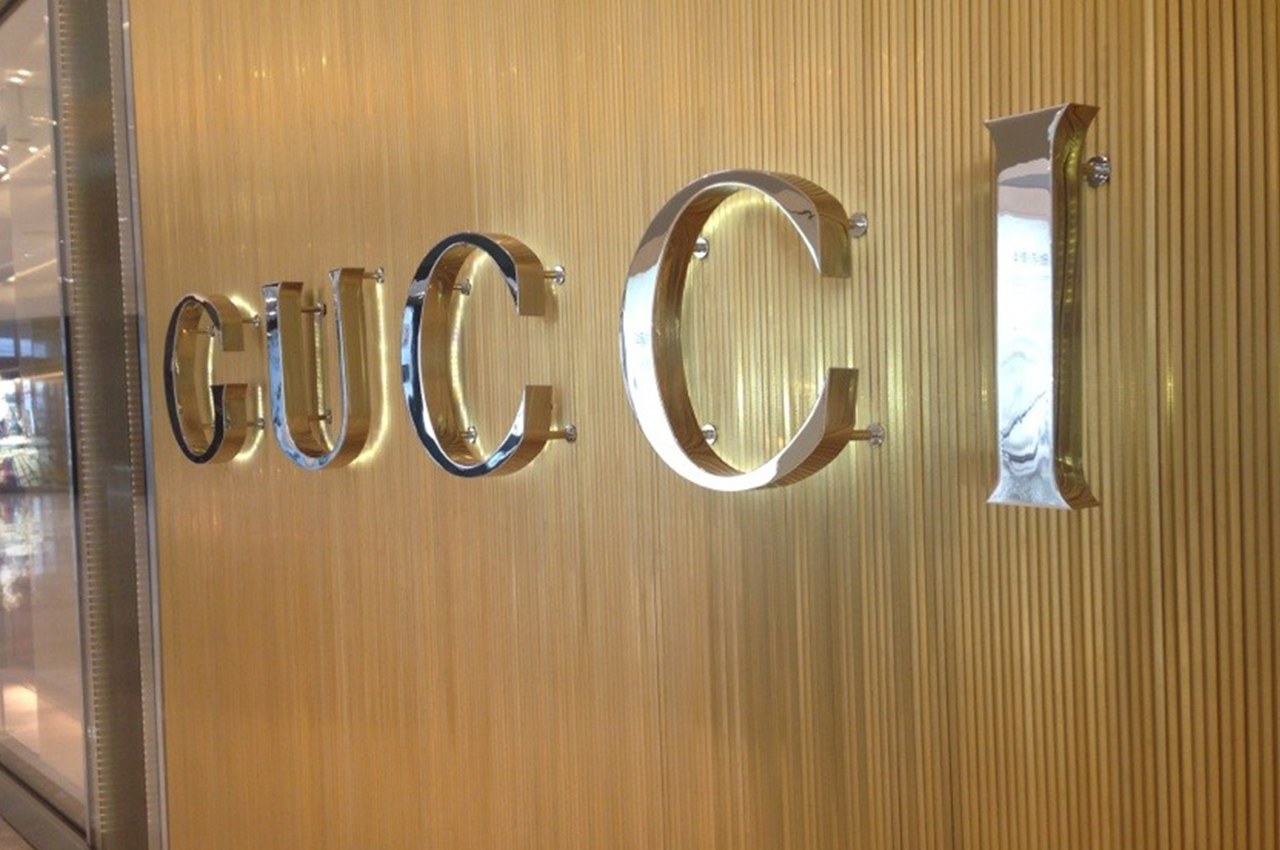 武汉中涵标识不锈钢背发光字