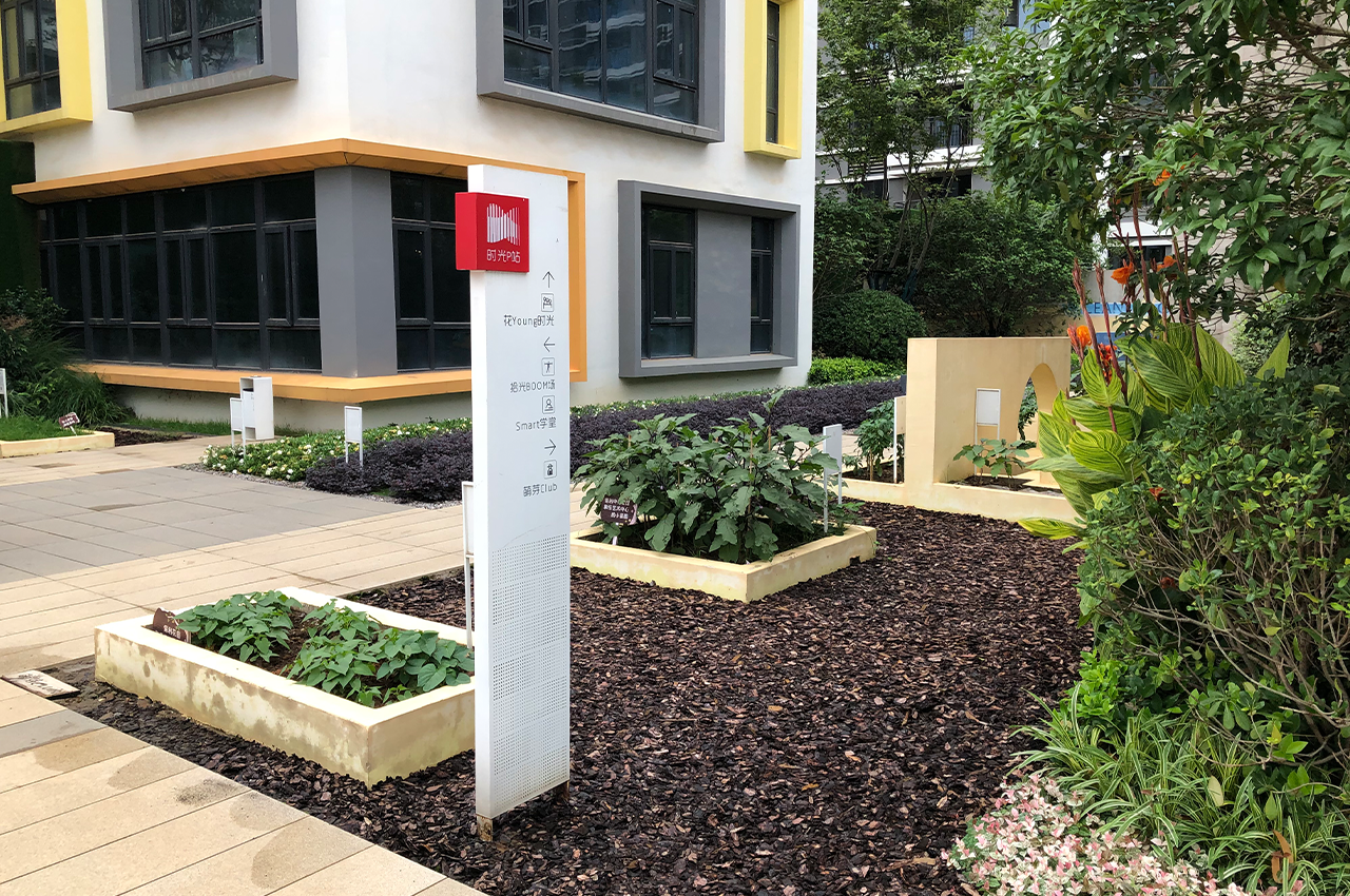 精神堡垒应该追求与环境融为一体-武汉中涵标识