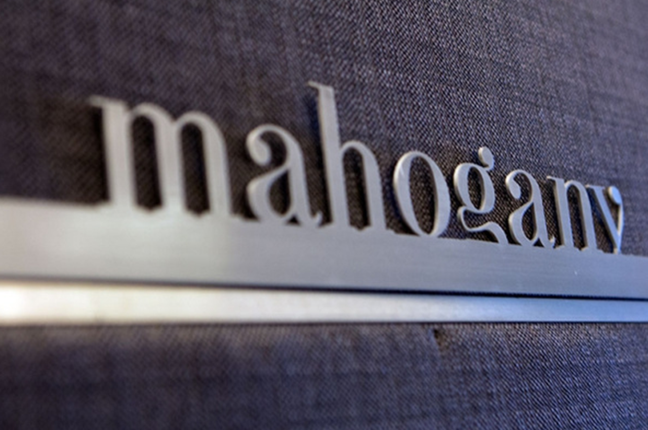 武汉中涵标识电镀精工背发光字